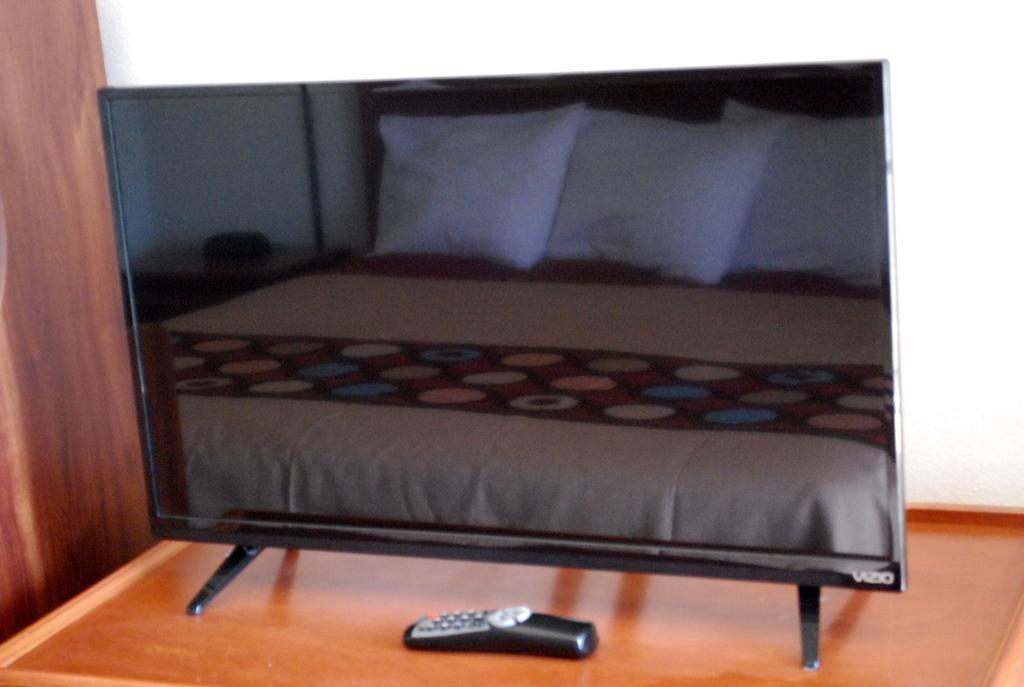 Super 8 By Wyndham Eastland Hotel Room photo